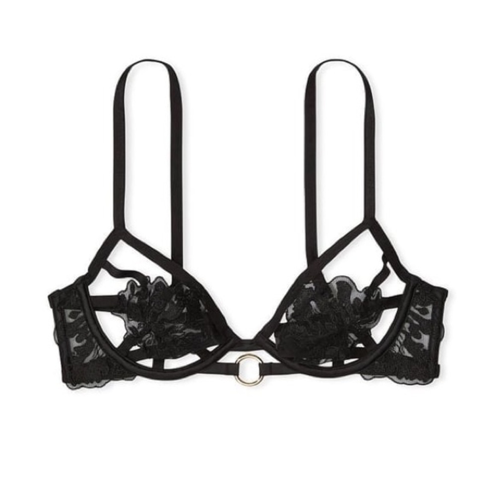 NEW❣️Victoria’s Secret very sexy bra low cut demi